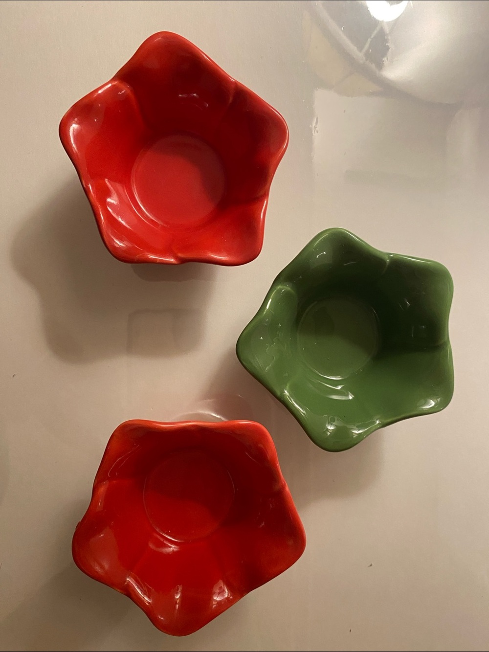 SLAH Petals of light tea lights/condiment bowls Red and Green - Set of 3